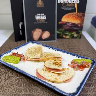 Quesadilla Jamon y Queso