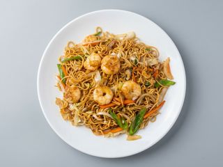 Wok De Tallarines Yakisoba Con Gambas
