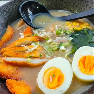 RAMEN POLLO CRUJIENTES