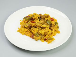 Arroz con magro y verduras