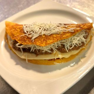 Cachapa De Carne Con Queso Y Mantequilla (1 Ud.)