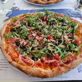 Pizza Serrano Rúcula