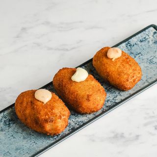 croqueta de roquefort y miel