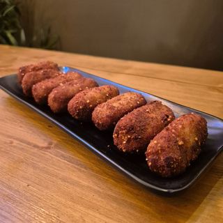 8 Croquetas de Jamón York y Queso Emmental