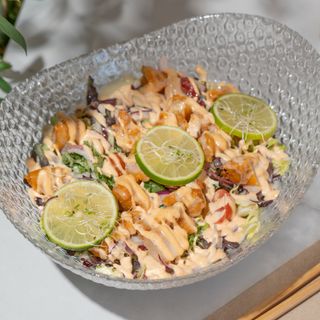 Ensalada De Pato Crispy Y Naranja