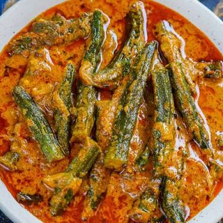 OKRA AL ESTILO NEPALÉS
