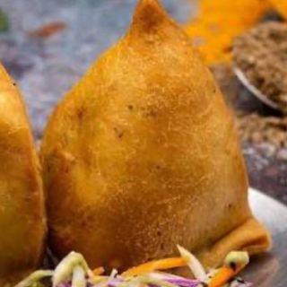 Samosa de pollo