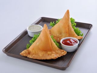 Keema Samosa (samosa de carne)