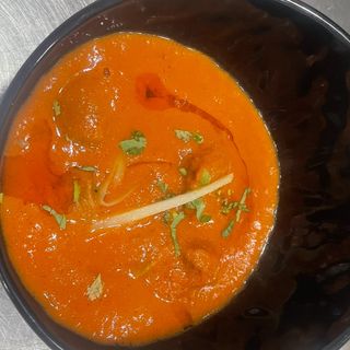 Butter Chicken Con Cordero