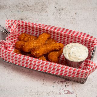 Tiras de pollo (6u) con salsa de la casa