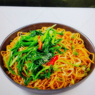 35.蔬菜炒面(Yakisoba Con Vegetales）