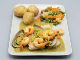 Lomo De Merluza Con Mejillones