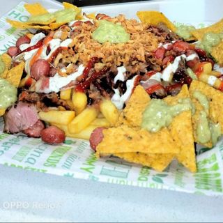 Salchi Nachos