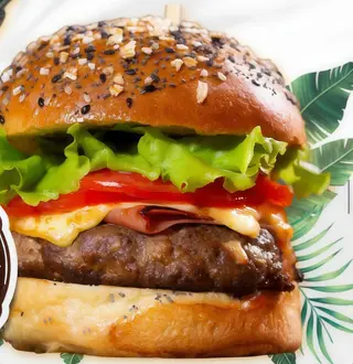 Hamburguesa De Ternera con patatas fritas