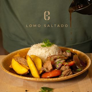 Lomo Saltado