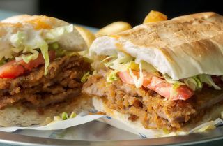 Bocadillo De Milanesa