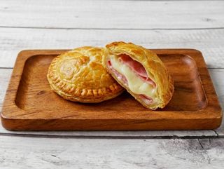 Pastel de Queso y Jamón