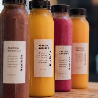 Smoothie de mango, fresa y pitaya.