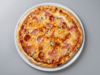 Pizza caprichosa 
