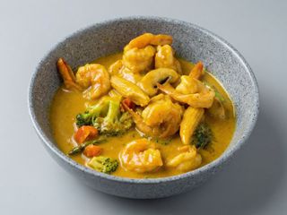Langostino Con Curry Amarillo Thai