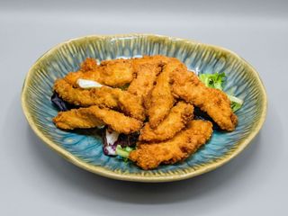 Tiras de pollo frito (japones)