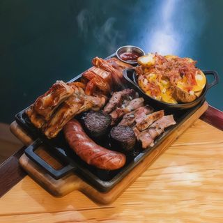 Porky´s grill (2 personas)