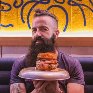 La gruñona by Joe burger