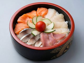 30,Chirashi Variado