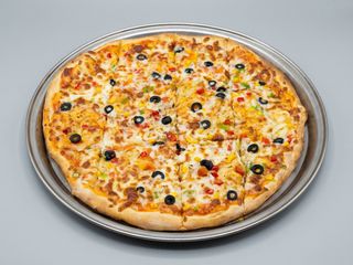 75. Pizza Vegetariana