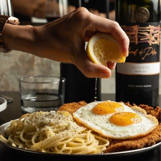 Milanesa De Ternera A Caballo