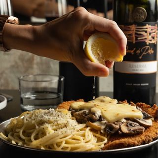 Milanesa De Ternera A La Rucella