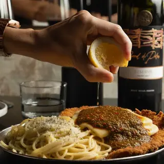 Milanesa De Ternera Porteña