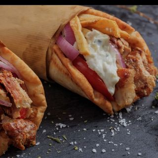 Souvlaki pita de pollo