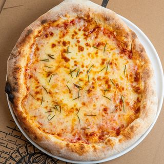 Pizza Provolone (Pequeña)