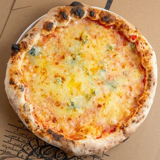 Pizza 4 Formaggi (Grande)