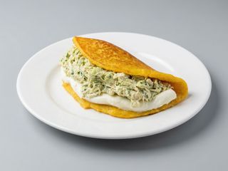 Cachapa de Reina Pepiada y Queso de Mano