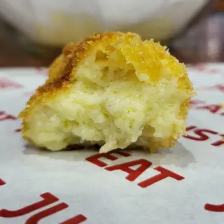 126. Cheddar y jalapeños (1 ud.)