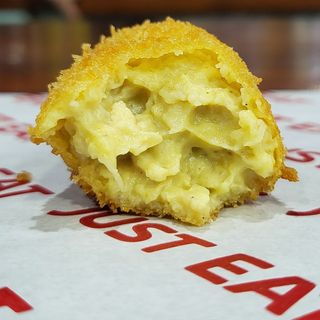 108. Pollo al curry (1Ud.)