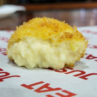 128. Queso cabra, puerro y cebolla (1ud.)