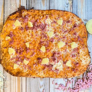 Pizza Hawaiana