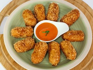 10 Croquetas Caseras de Pollo y Jamón