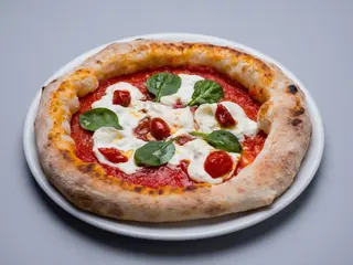Pizza Caprese