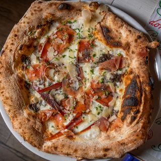 Pizza Tartufo