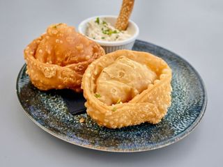 Empanada Argentina De Jamón Y Queso (1 Ud.)