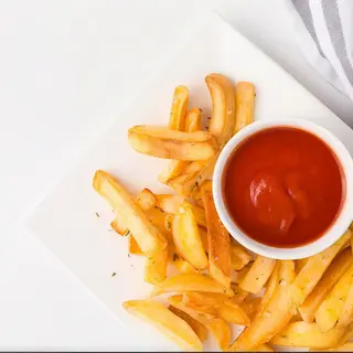 Patatas Fritas (Salsa Brava)