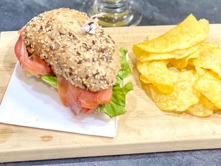 Planchado De Jamón Serrano Y Queso