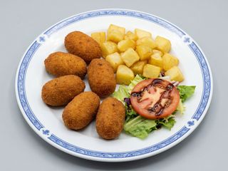 1. Croquetas De Jamón Ibérico (6 Uds.)