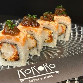 Uramaki Aburi Sake