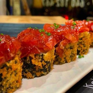 Tuna Tartar Roll