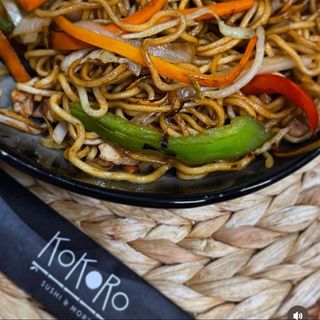 Menú yakisoba!